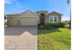 2911 25th Place, Cape Coral, FL 33914 - MLS#225070798