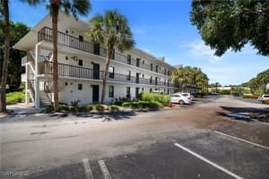 600 Neapolitan Way, Naples, FL 34103 - MLS#225070814