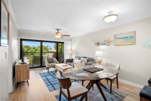 600 Neapolitan Way, Naples, FL 34103 - MLS#225070814