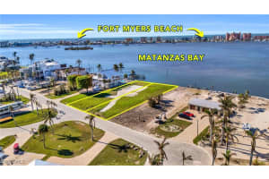 922 San Carlos Drive, Fort Myers Beach, FL 33931 - MLS#225070838