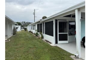 539 Poinsettia Lane, Naples, FL 34114 - MLS#225070893