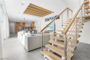 591 93rd Avenue, Naples, FL 34108 - MLS#225070902