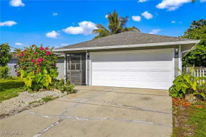 2315 54th Ter Sw, Naples