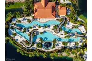 6620 Beach Resort Dr 609, Naples
