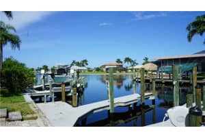 2123 43rd Lane, Cape Coral, FL 33914 - MLS#225070931
