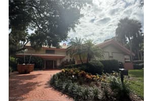 724 Bay Tree Ct, Naples