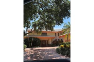 724 Bay Tree Court, Naples, FL 34108 - MLS#225070941