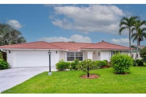 129 Fleur De Lis Ln, Naples