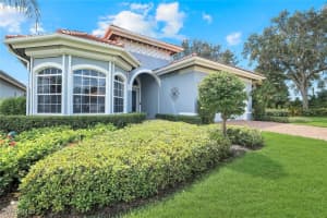 6062 Divot Ct, Naples