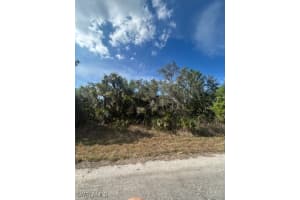 1 KAMAIN Road, North Port, FL 34288 Sold 02/03/26