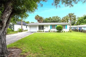 1010 13th Street, Naples, FL 34102 - MLS#225071103