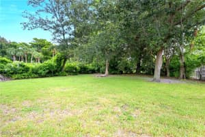 1010 13th Street, Naples, FL 34102 - MLS#225071103