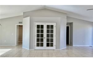 528 Peerless Circle, Lehigh Acres, FL 33974 - MLS#225071115