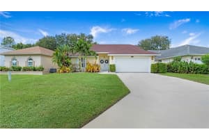 864 Belville Blvd, Naples