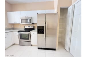 3650 Pine Oak Circle, Fort Myers, FL 33916 - MLS#225071139