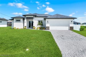 3923 38TH Street, Cape Coral, FL 33993 - MLS#225071140