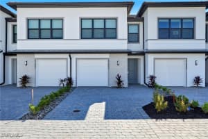 27883 Radiant Court, Bonita Springs, FL 34135 - MLS#225071154
