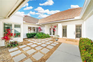2203 Regal Way, Naples, FL 34110 - MLS#225071165