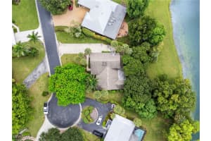 431 Widgeon Point, Naples, FL 34105 Sold 12/18/25