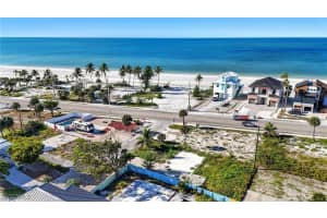 117 Hibiscus Drive, Fort Myers Beach, FL 33931 - MLS#225071237