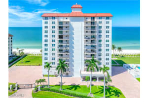 10691 Gulf Shore Dr 1201, Naples