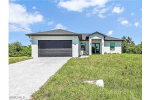 405 Nw 14th St, Cape Coral