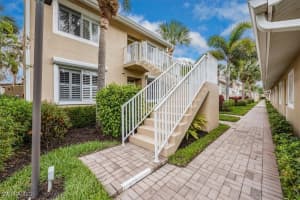 2381 Hidden Lake Ct 8202, Naples