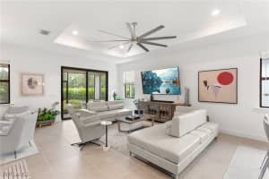 10518 Ventana Court, Naples, FL 34120 - MLS#225071285