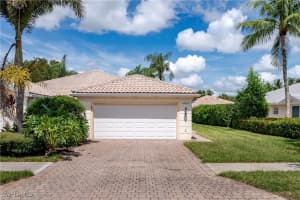 4949 Kingston Way, Naples