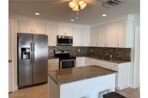 6677 Fiesta Way, Fort Myers, FL 33919 - MLS#225071297