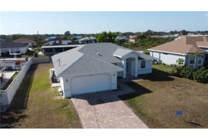 3303 33rd Street, Lehigh Acres, FL 33976 - MLS#225071304