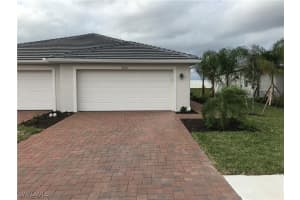2016 Vermont Ln, Naples