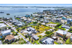 175 Bahia Viaduct, Fort Myers Beach, FL 33931 - MLS#225071317