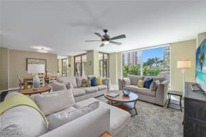 4401 Gulf Shore Blvd N 307, Naples