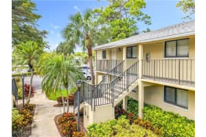 28120 PINE HAVEN Way, Bonita Springs, FL 34135 - MLS#225071333