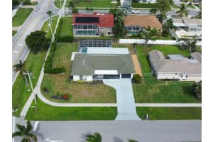 1152 Fourwinds Avenue, Marco Island, FL 34145 - MLS#225071385
