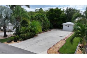 5959 BRIGHTWOOD Drive, Fort Myers, FL 33905 Sold 10/17/25
