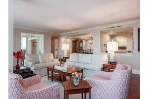 5601 Turtle Bay Drive, Naples, FL 34108 - MLS#225071403