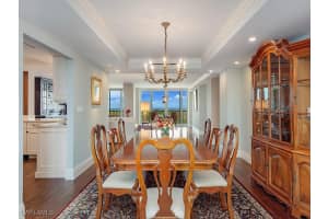 5601 Turtle Bay Drive, Naples, FL 34108 - MLS#225071403