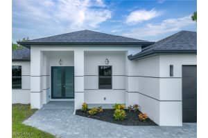 3905 Sunset Road, Lehigh Acres, FL 33971 - MLS#225071418