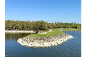 8555 Naples Heritage Dr 238, Naples