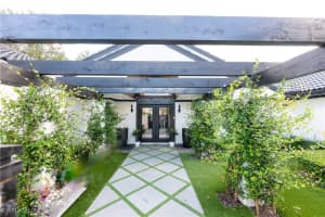 215 Silverado Drive, Naples, FL 34119 - MLS#225071509