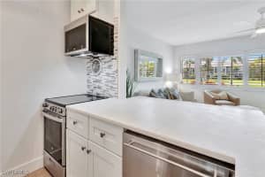 421 12th Avenue, Naples, FL 34102 - MLS#225071528