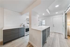 72 7th Street, Naples, FL 34102 - MLS#225071529