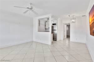 421 12th Avenue, Naples, FL 34102 - MLS#225071533