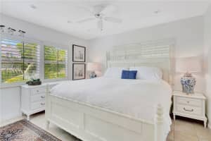 285 8th Avenue, Naples, FL 34102 - MLS#225071541