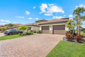 9393 Pocida Court, Naples, FL 34119 - MLS#225071561