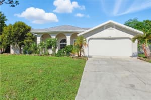 830 Columbia Street, Port Charlotte, FL 33948 - MLS#225071563