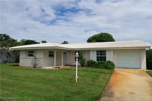 59 Hilo Court, Naples, FL 34112 - MLS#225071588