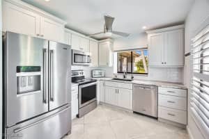 1846 Pine Glade Circle, Fort Myers, FL 33907 - MLS#225071605